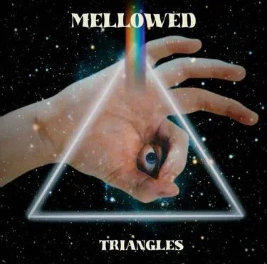 ALBUM: Mellowed – Traingles